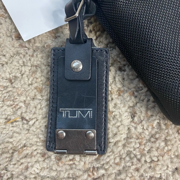 Tumi Bags Tumi Messenger Bag 2232dh With Shoulder Strap Poshmark